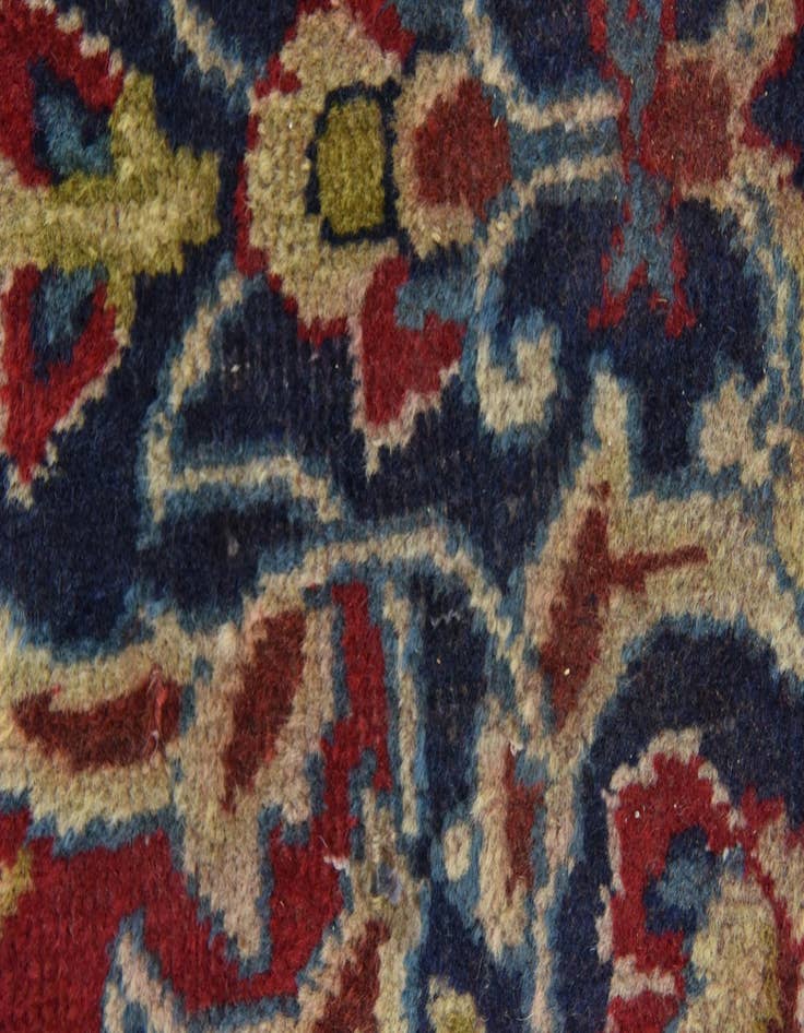 Detail image of 8' 9 x 13' Hand Knotted Isfahan Persian Wool Rug