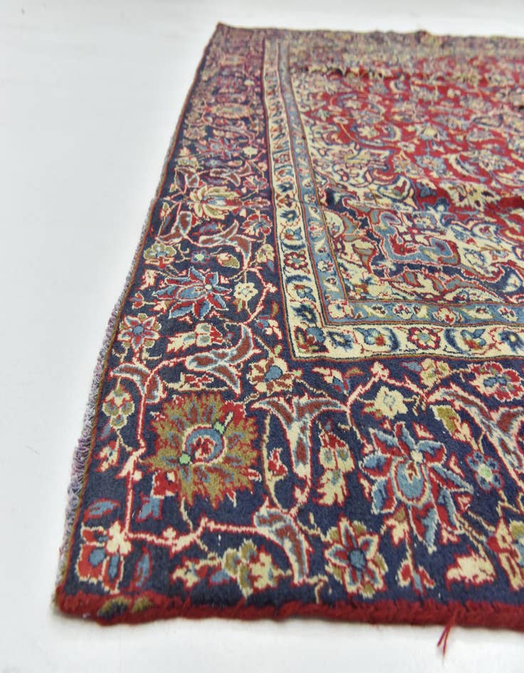 Detail image of 8' 9 x 13' Hand Knotted Isfahan Persian Wool Rug