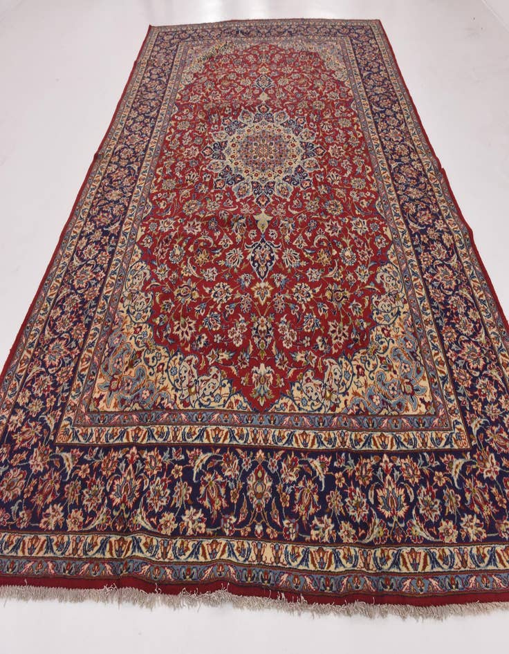 Detail image of 9' 10 x 13' 7 Hand Knotted Isfahan Persian Wool Rug