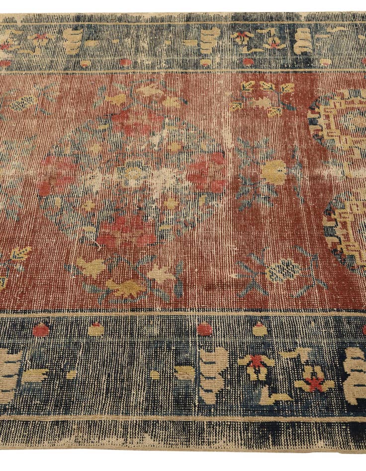 Detail image of  4' 4 x 7'  Hand Knotted Jaipur Agra Wool Rug
