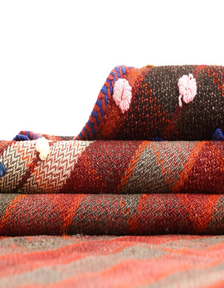 Detail image of  4' 6 x 6' 8 Jajim Rug