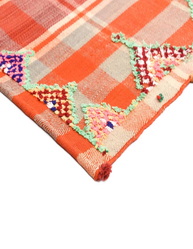 Detail image of  4' 11 x 6' 8 Jajim Rug