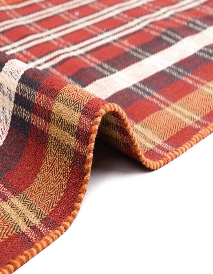 Detail image of  4' 8 x 6' 7 Jajim Rug