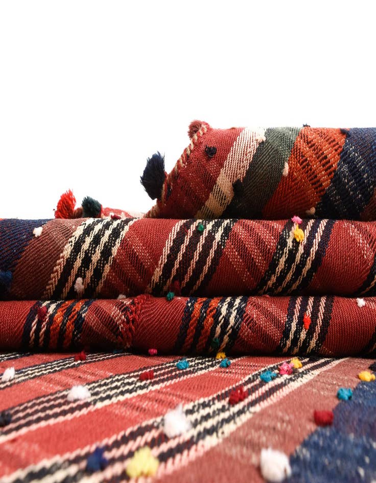 Detail image of  4' 1 x 7' Jajim Rug