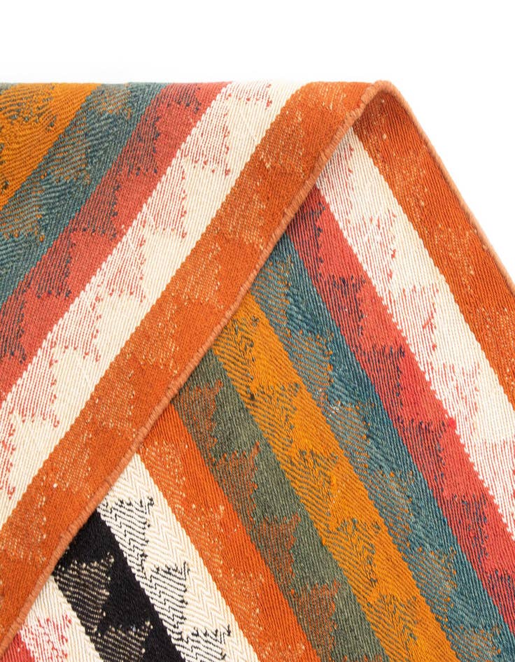 Detail image of  4' 10 x 6' Jajim Wool Rug