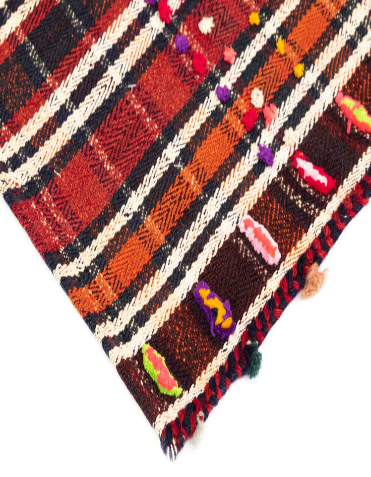 Detail image of  4' 10 x 7' Jajim Wool Rug