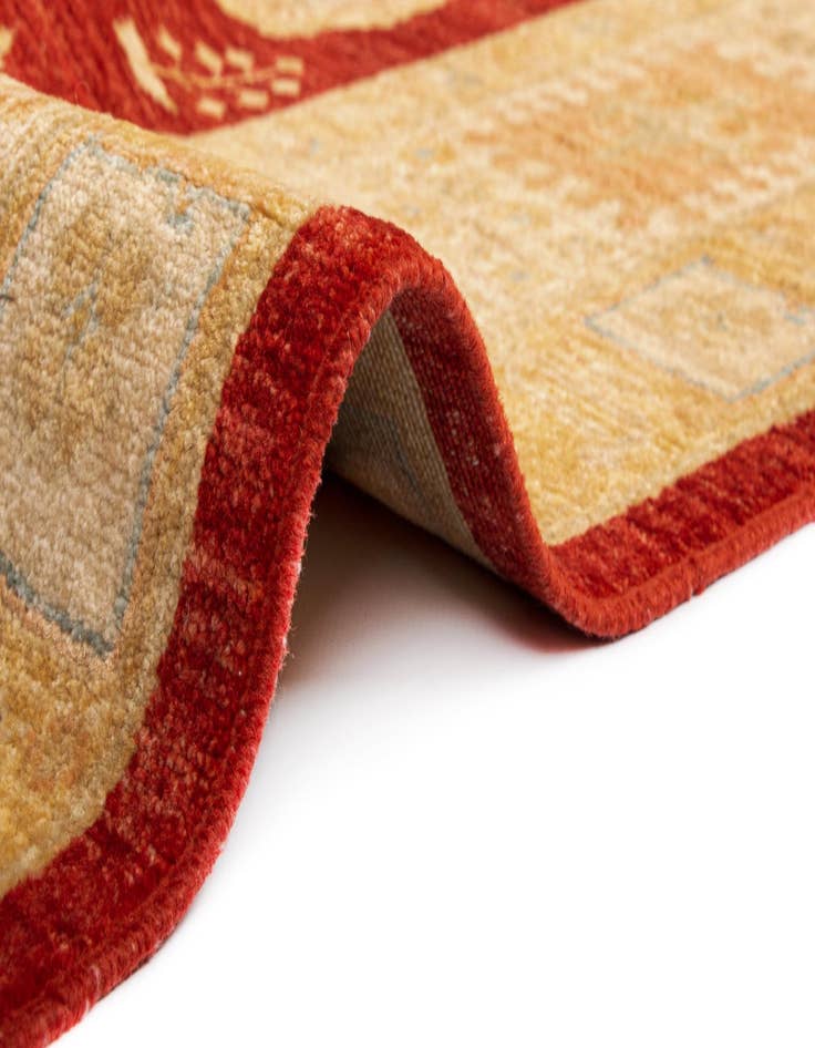 Detail image of  8' 2 x 9' 7 Kaizar Wool Rug