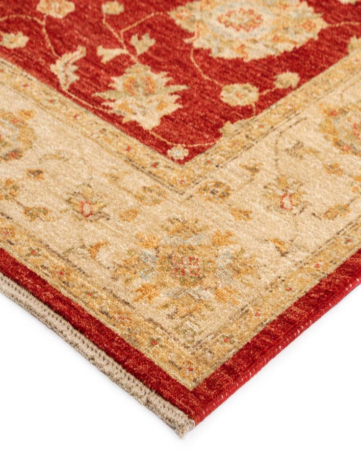 Detail image of  5' 9 x 7' 7 Kaizar Wool Rug