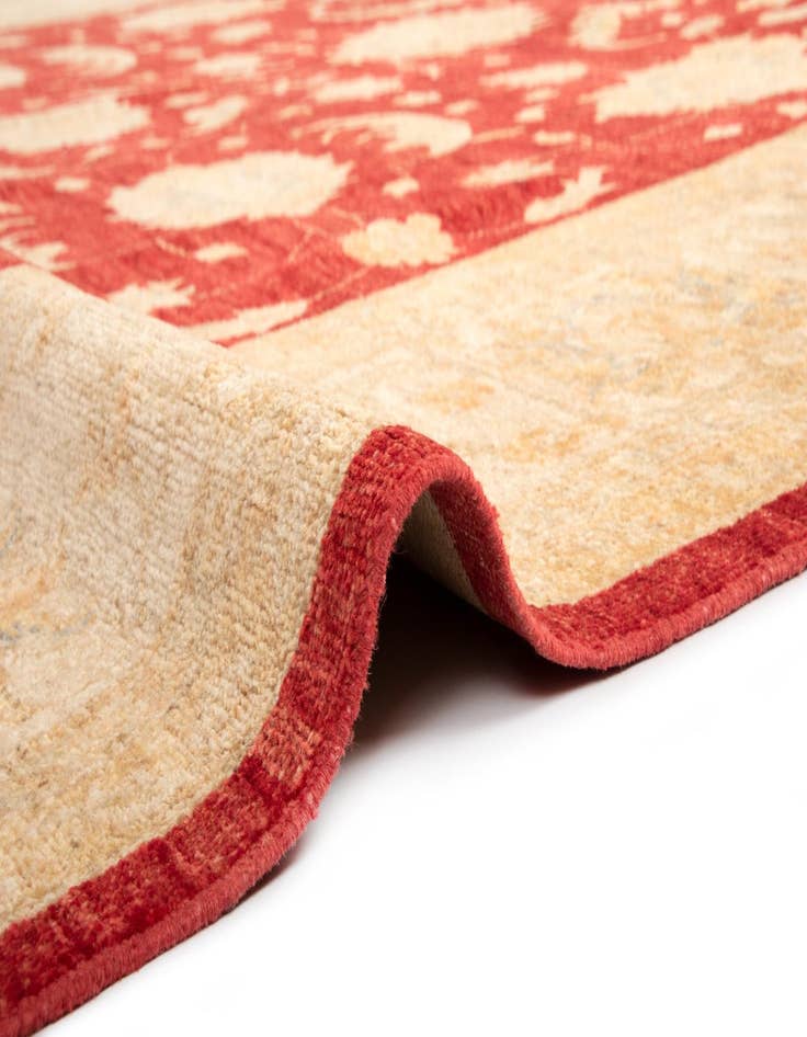 Detail image of  8' 5 x 11' 4 Kaizar Wool Rug