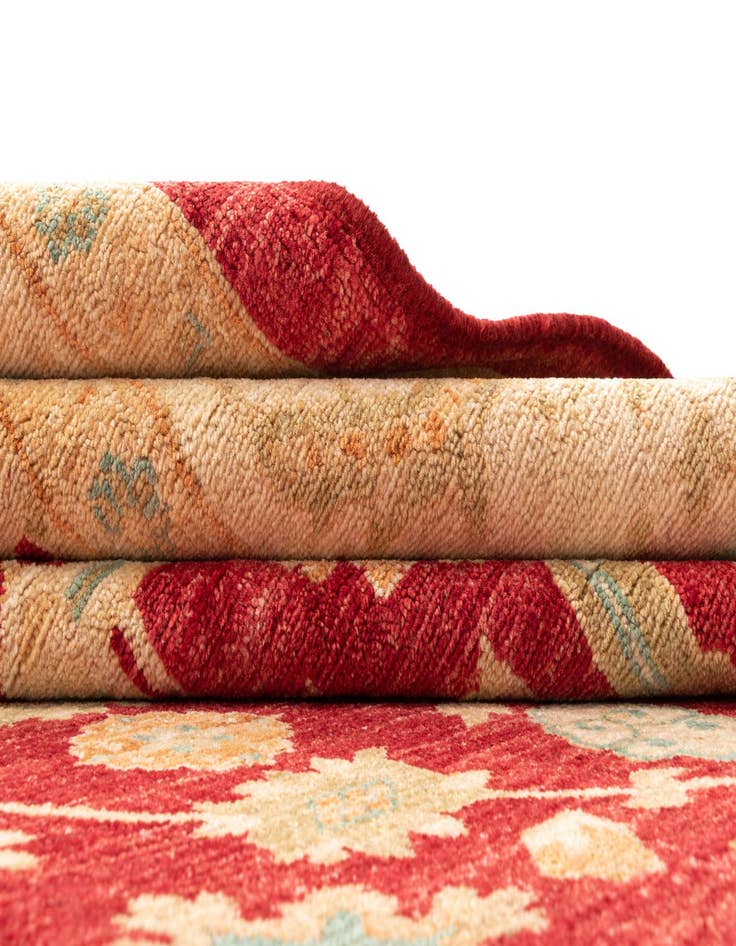 Detail image of  8' 2 x 11' 5 Kaizar Wool Rug