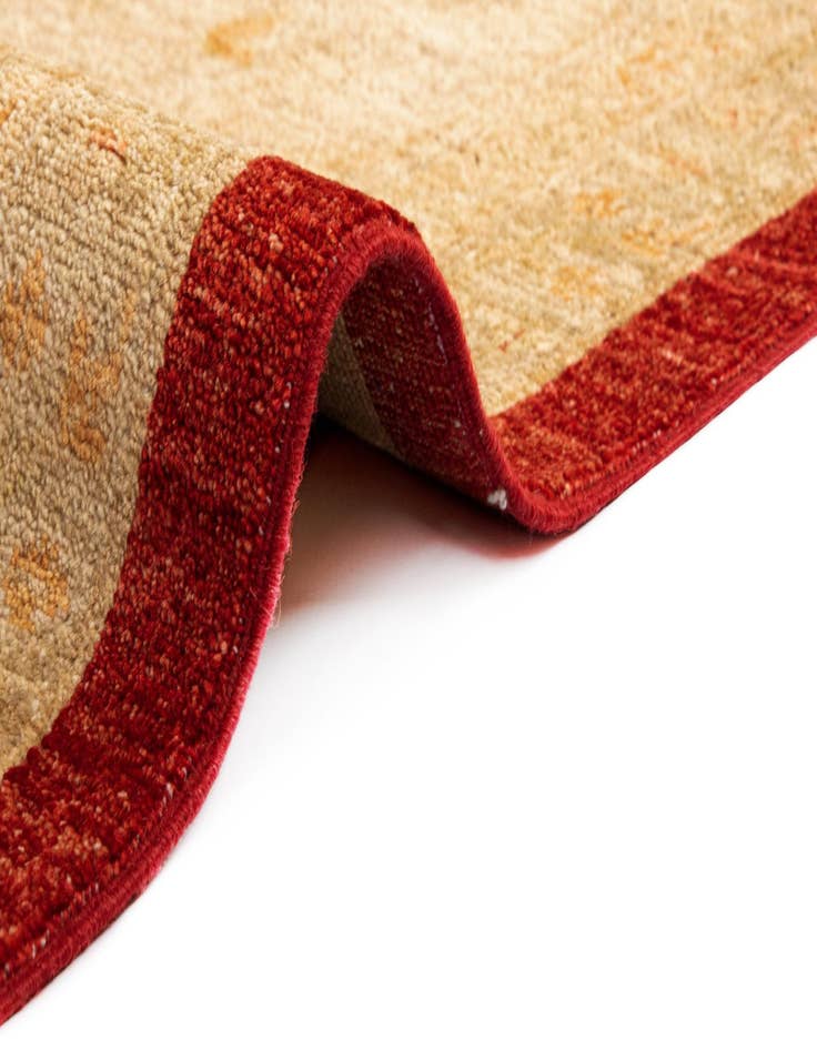 Detail image of  8' 10 x 11' 11 Kaizar Wool Rug