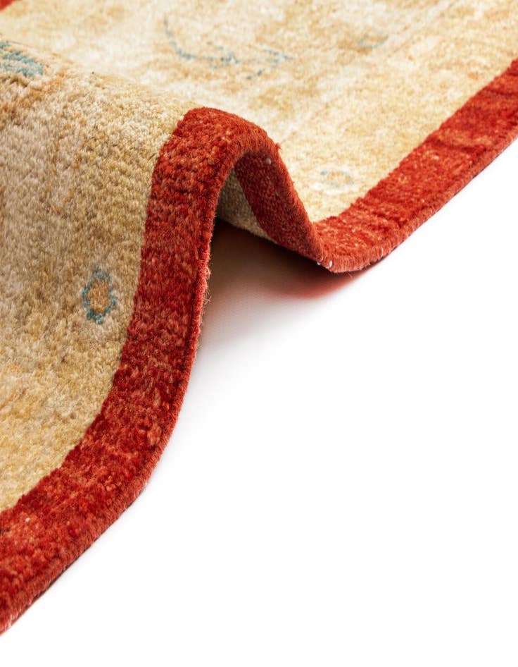 Detail image of  8' 4 x 11' 4 Kaizar Wool Rug