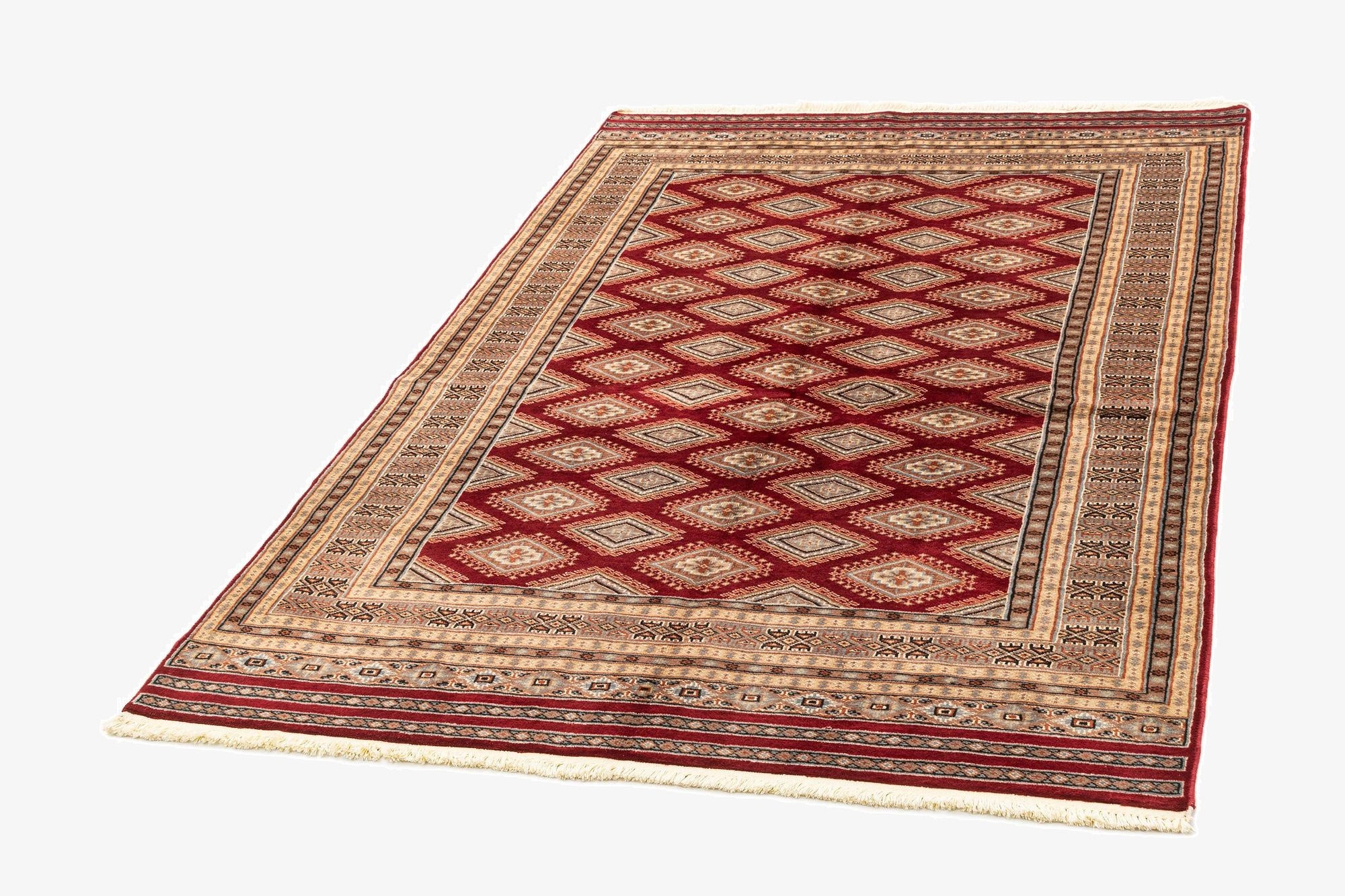  4' 6 x 7' Karachi Royal Rug