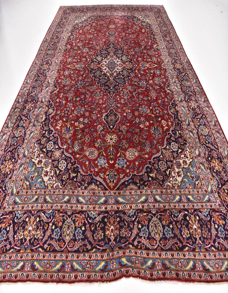 Detail image of  9' 7 x 13' 3  Hand Knotted Kashan Persian Wool Rug