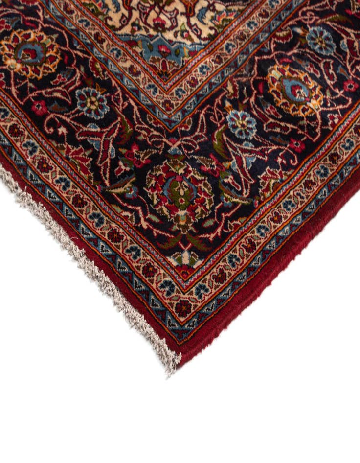 Detail image of  8' x 11' 4 Kashan Wool Rug