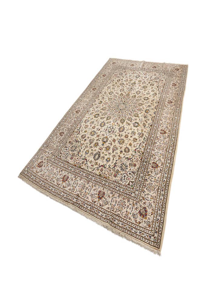 Detail image of  8' x 11' 6 Kashan Wool Rug