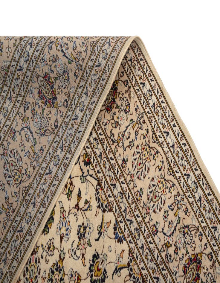 Detail image of  8' x 11' 6 Kashan Wool Rug