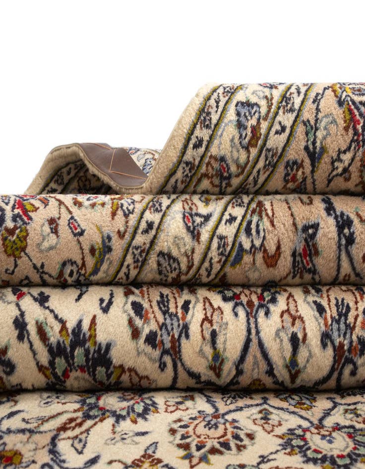 Detail image of  8' 2 x 11' 6 Kashan Wool Rug