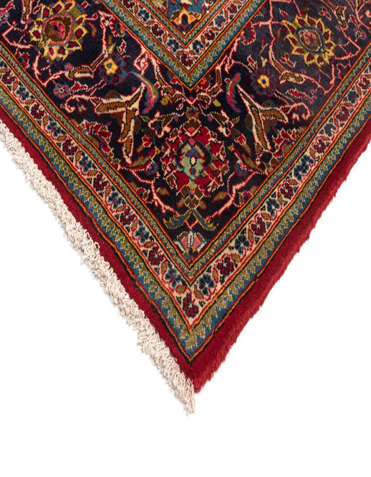 Detail image of  6' 7 x 9' 10 Kashan Wool Rug