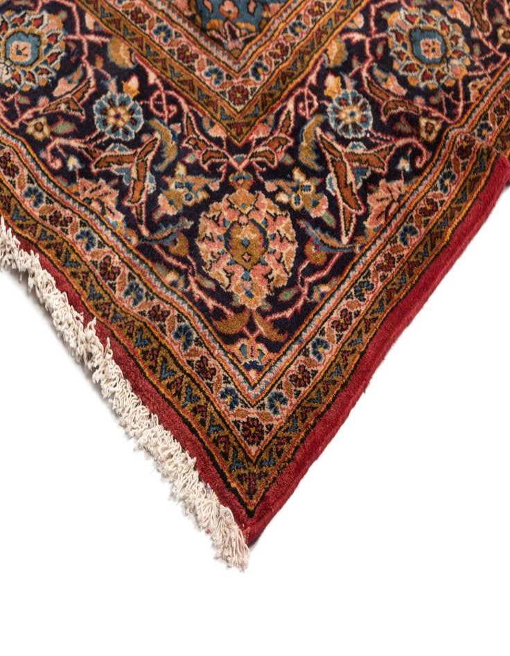 Detail image of  6' 5 x 10' Kashan Wool Rug