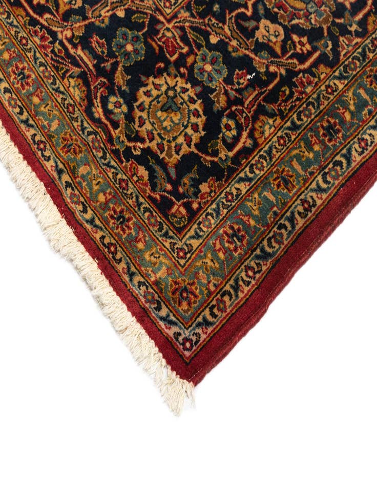 Detail image of  7' 4 x 10' 4 Kashan Wool Rug