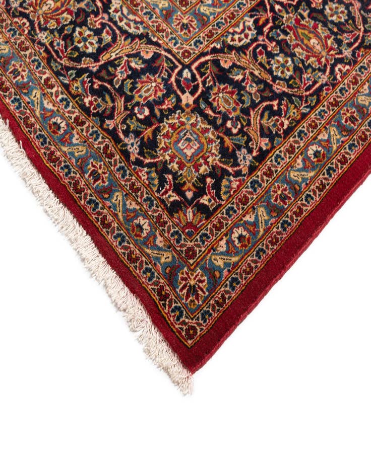 Detail image of  10' 6 x 13' 9 Kashan Wool Rug