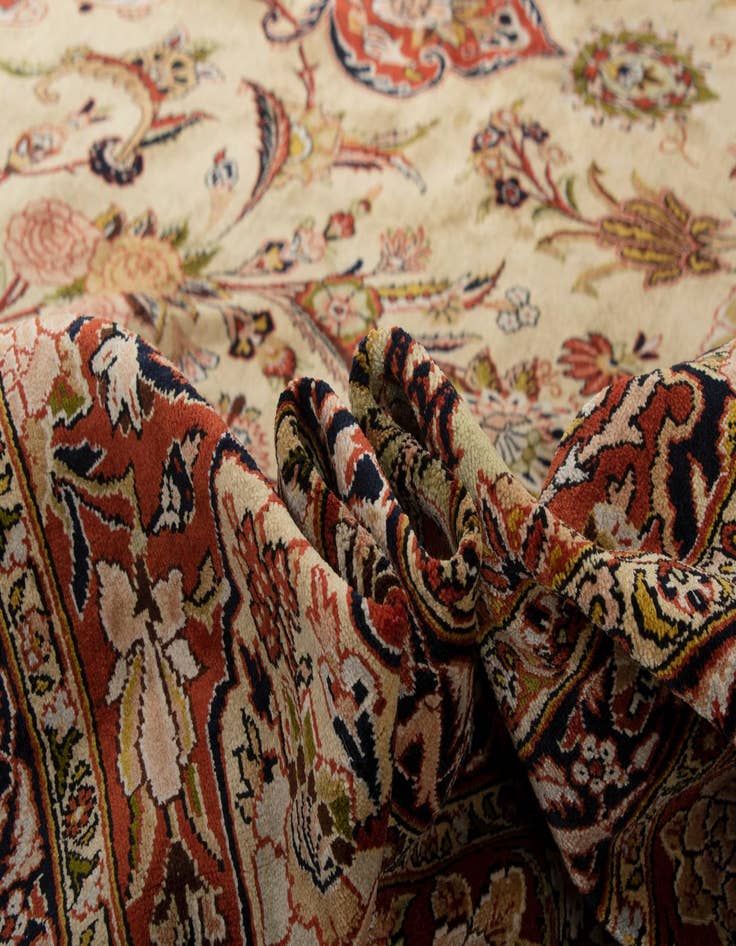 Detail image of  8' 6 x 11' 7  Hand Knotted Kashan Persian Rug