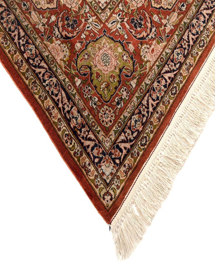 Detail image of  8' 6 x 11' 7  Hand Knotted Kashan Persian Rug