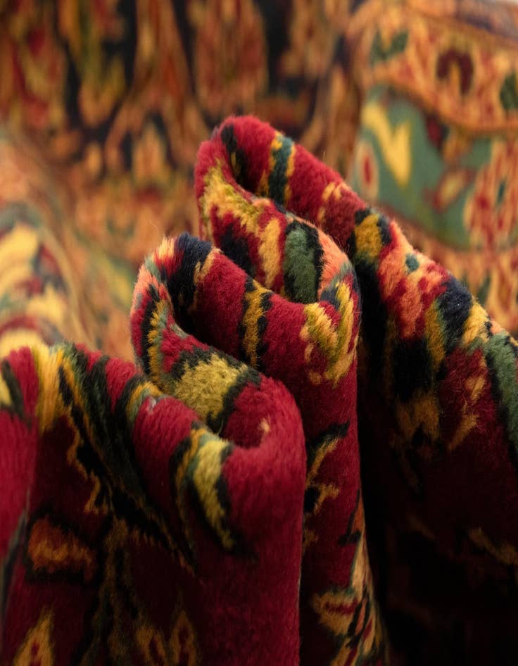 Detail image of  9' 5 x 12' 11  Hand Knotted Kashan Persian Rug