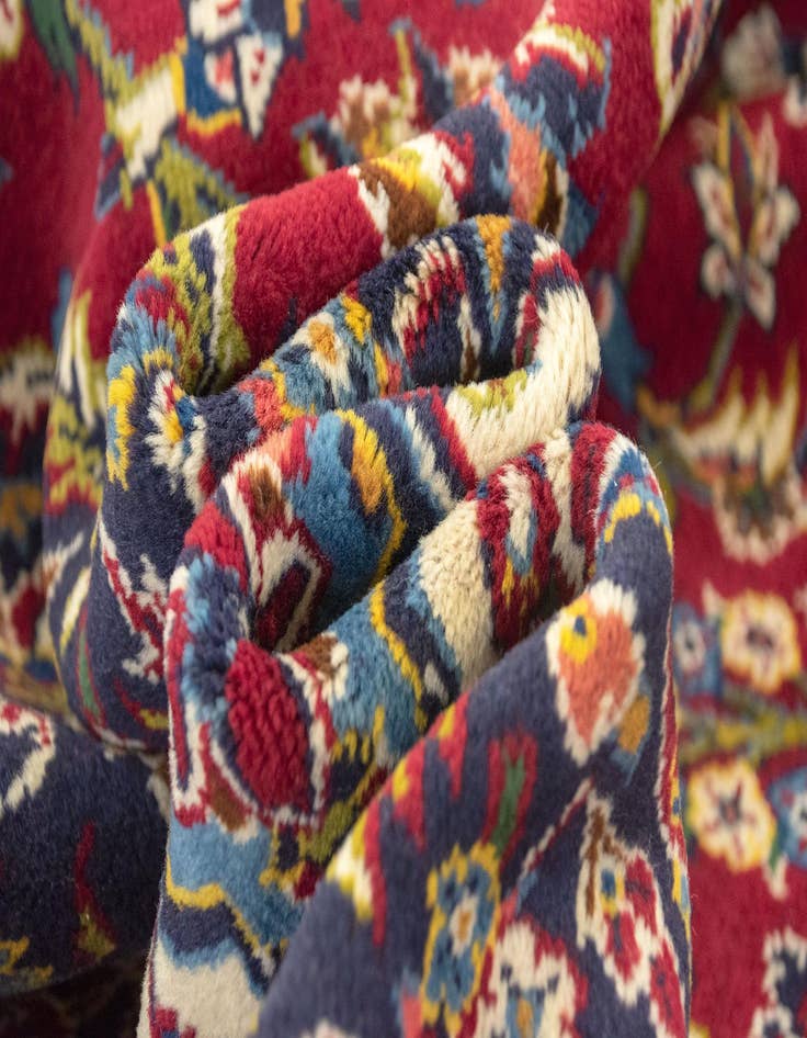 Detail image of  8' 1 x 11' 4  Hand Knotted Kashan Persian Rug