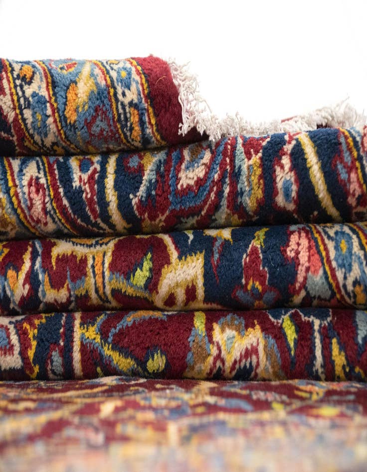 Detail image of  9' 2 x 12' 6  Hand Knotted Kashan Persian Rug