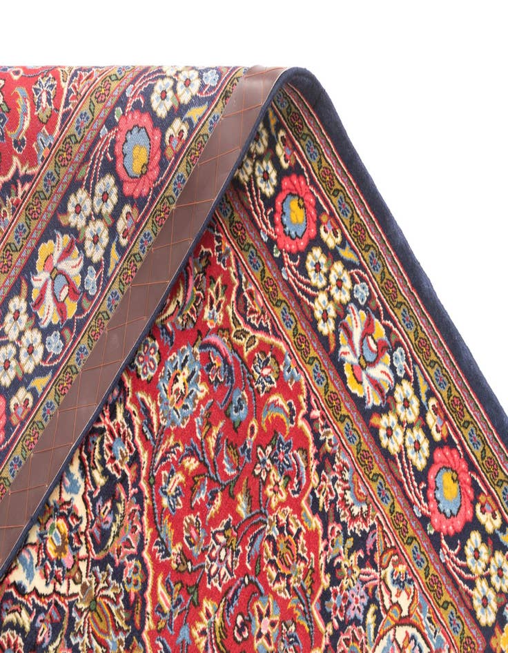 Detail image of  3' 6 x 4' 11 Kashan Rug