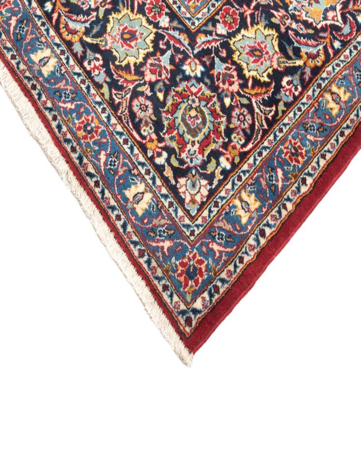 Detail image of  10' 2 x 13' 11 Kashan Rug