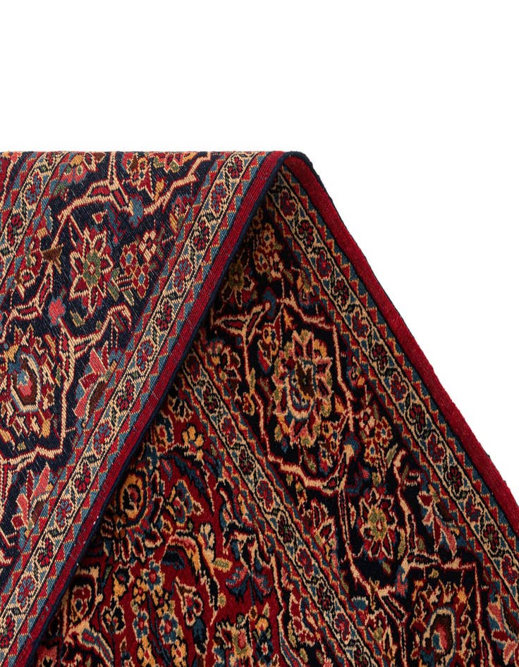 Detail image of  4' 4 x 6' 9 Kashan Rug