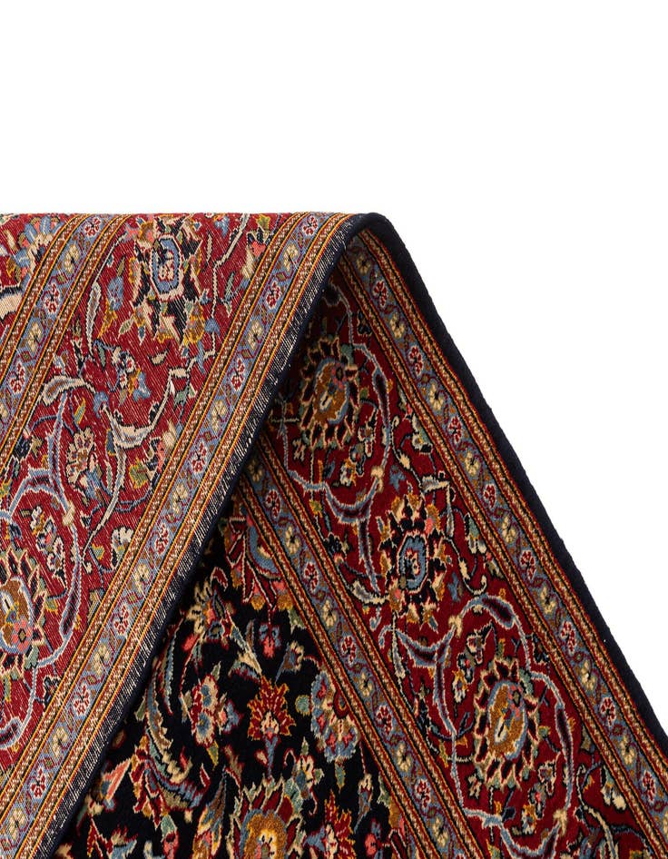 Detail image of  4' 8 x 7' 3 Kashan Rug