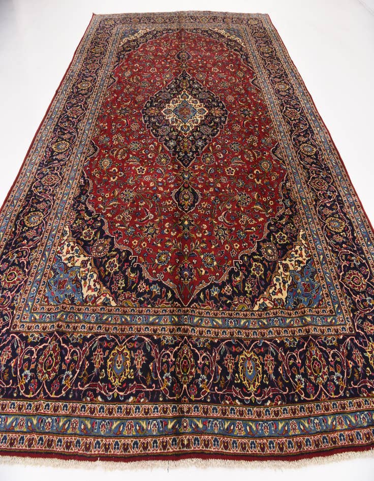 Detail image of  9' 10 x 12' 10  Hand Knotted Kashan Persian Wool Rug