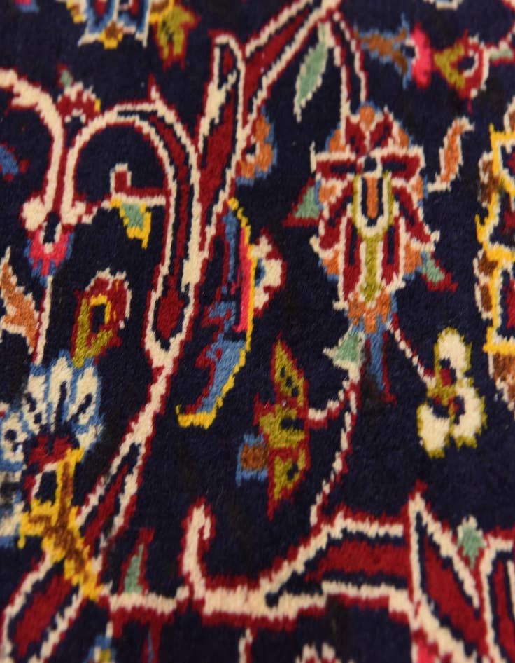 Detail image of  9' 10 x 12' 10  Hand Knotted Kashan Persian Wool Rug