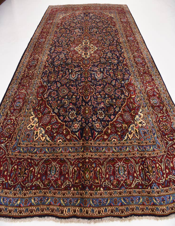 Detail image of  9' 10 x 13' 6  Hand Knotted Kashan Persian Wool Rug