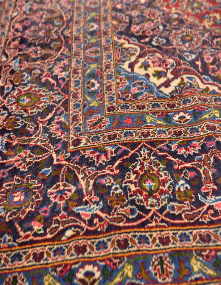 Detail image of  9' 6 x 13'  Hand Knotted Kashan Persian Wool Rug