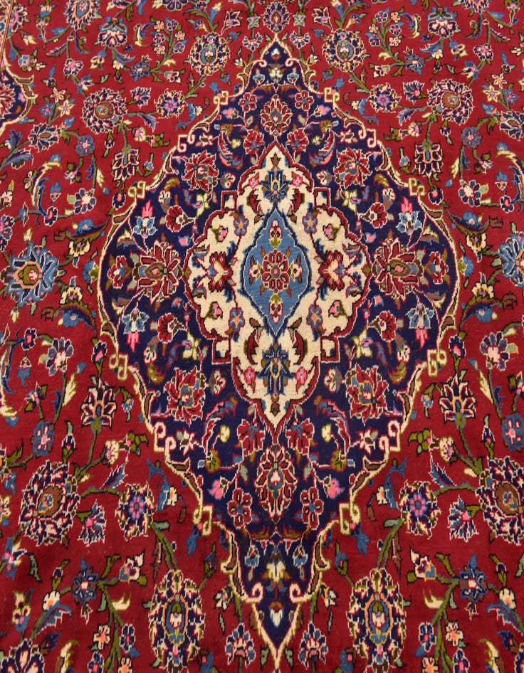 Detail image of  9' 9 x 12' 10  Hand Knotted Kashan Persian Wool Rug