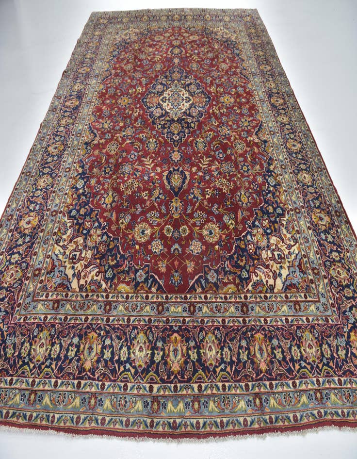 Detail image of  9' 9 x 12' 8  Hand Knotted Kashan Persian Wool Rug