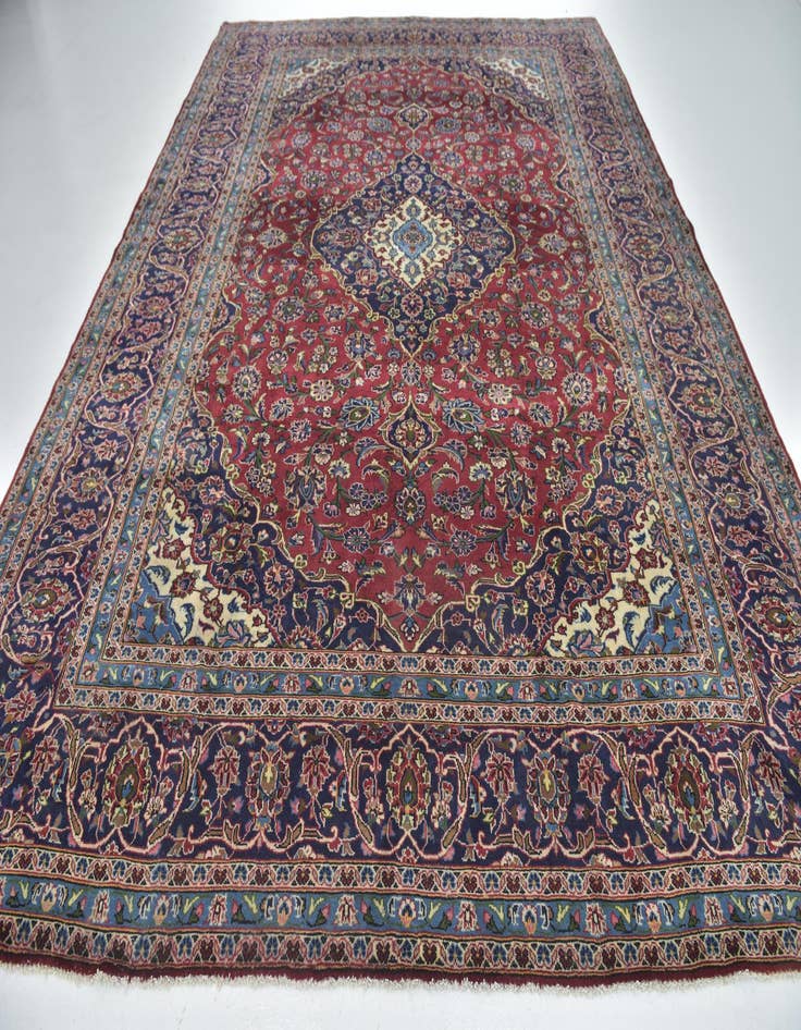 Detail image of  9' 10 x 12' 10  Hand Knotted Kashan Persian Wool Rug