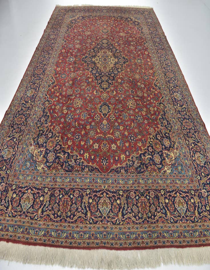 Detail image of  9' 10 x 12' 10  Hand Knotted Kashan Persian Wool Rug