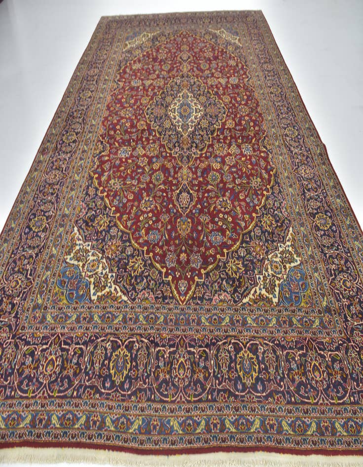 Detail image of  9' 6 x 13' 5  Hand Knotted Kashan Persian Wool Rug