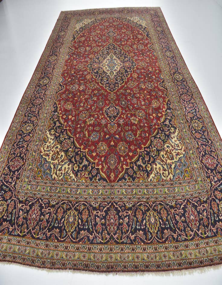 Detail image of  9' 9 x 13' 4  Hand Knotted Kashan Persian Wool Rug