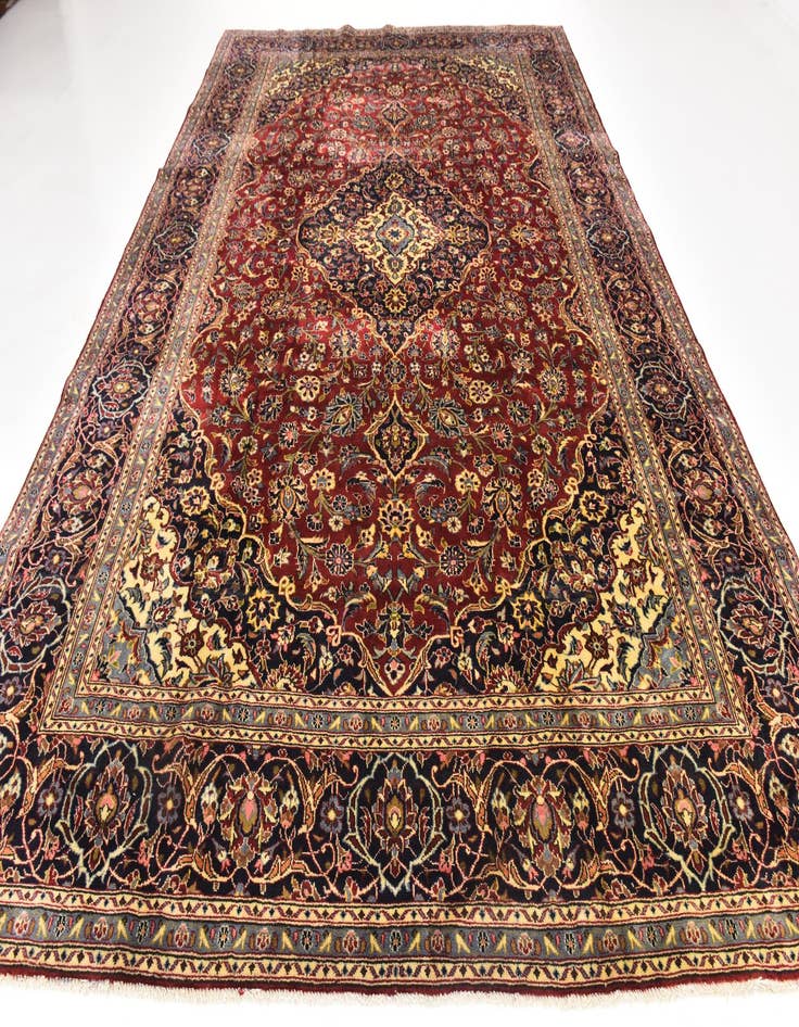 Detail image of  9' 7 x 13' 10  Hand Knotted Kashan Persian Wool Rug