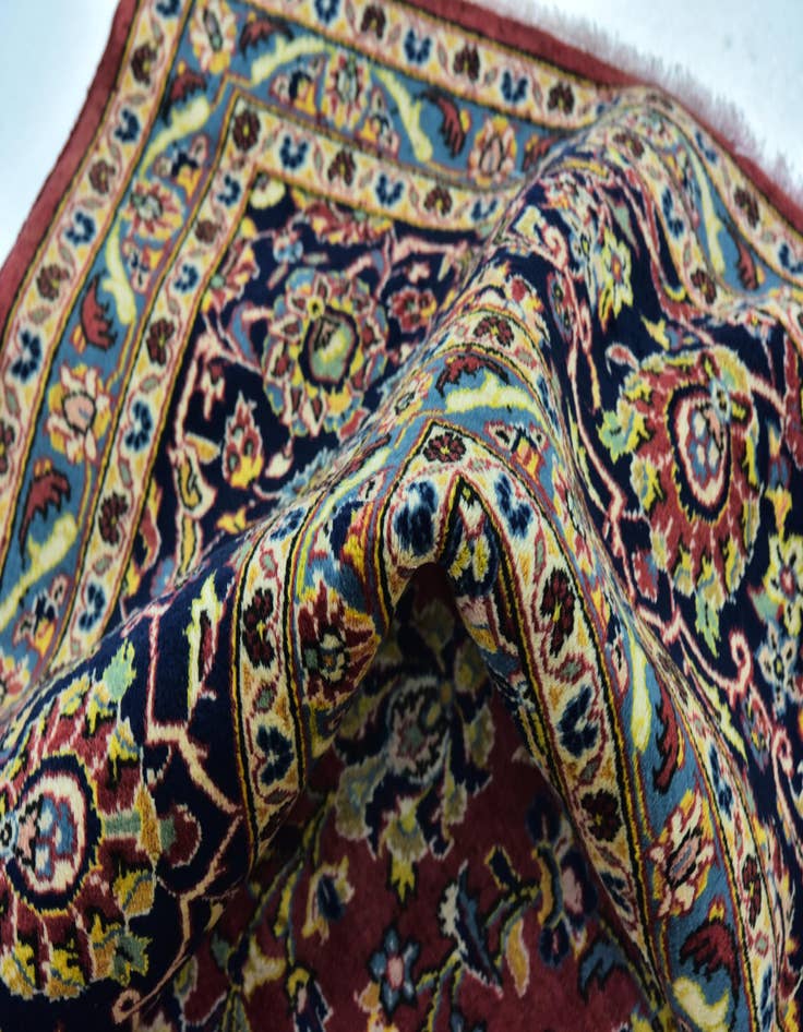 Detail image of  9' 6 x 14' 2  Hand Knotted Kashan Persian Wool Rug