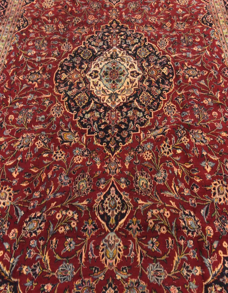 Detail image of  9' 9 x 13' 4  Hand Knotted Kashan Persian Wool Rug
