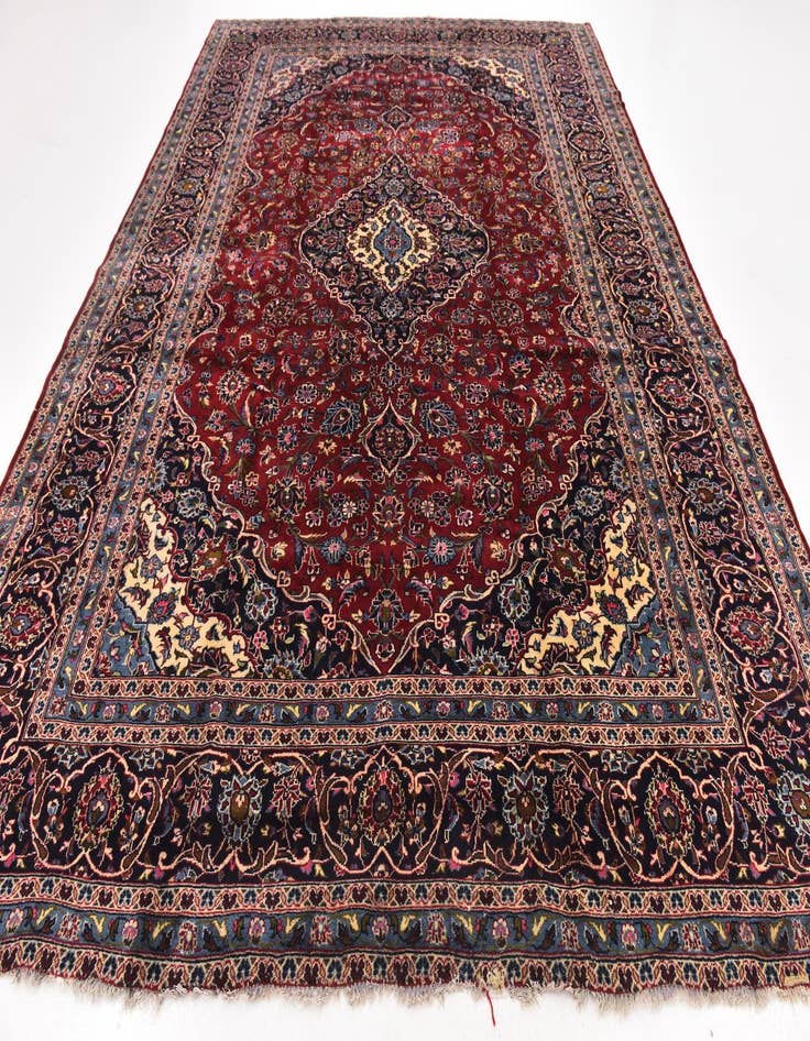 Detail image of  9' 9 x 13' 3  Hand Knotted Kashan Persian Wool Rug