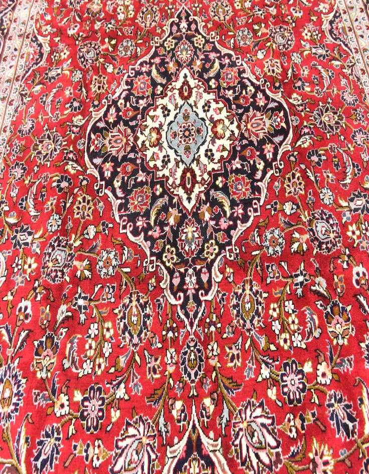 Detail image of  9' 8 x 12' 9  Hand Knotted Kashan Persian Wool Rug